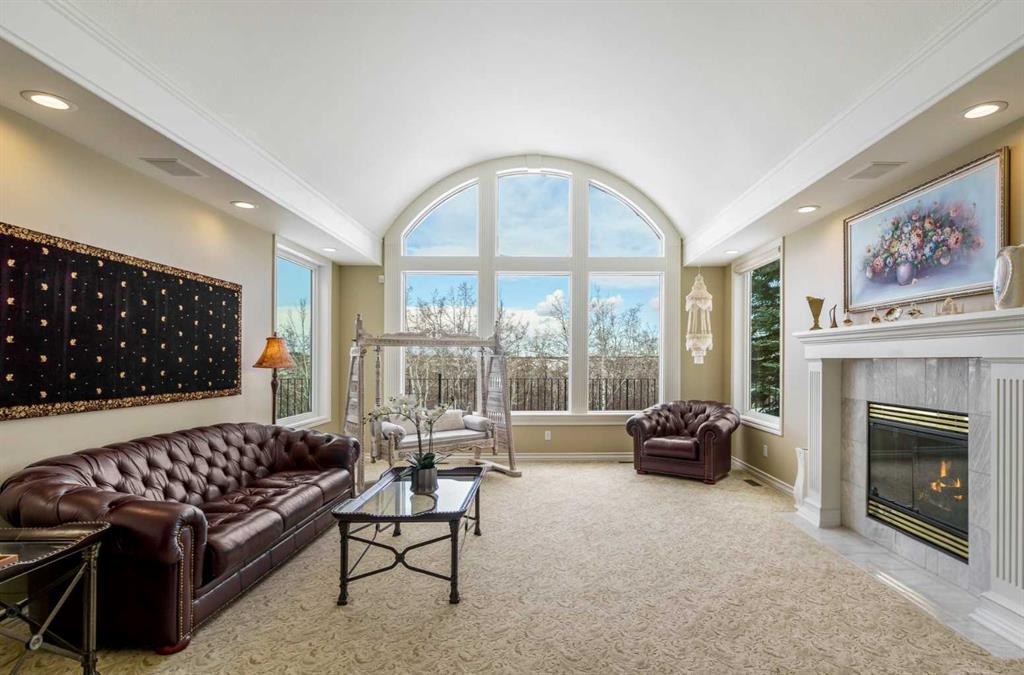 Picture for 33 Ridge Pointe Drive 