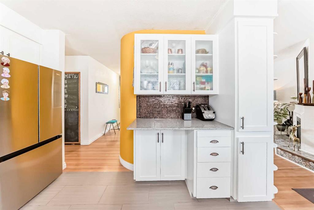 Picture for 39 Winchester Crescent SW