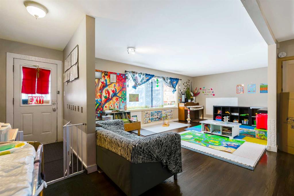 Picture for 3131 33 Street SW