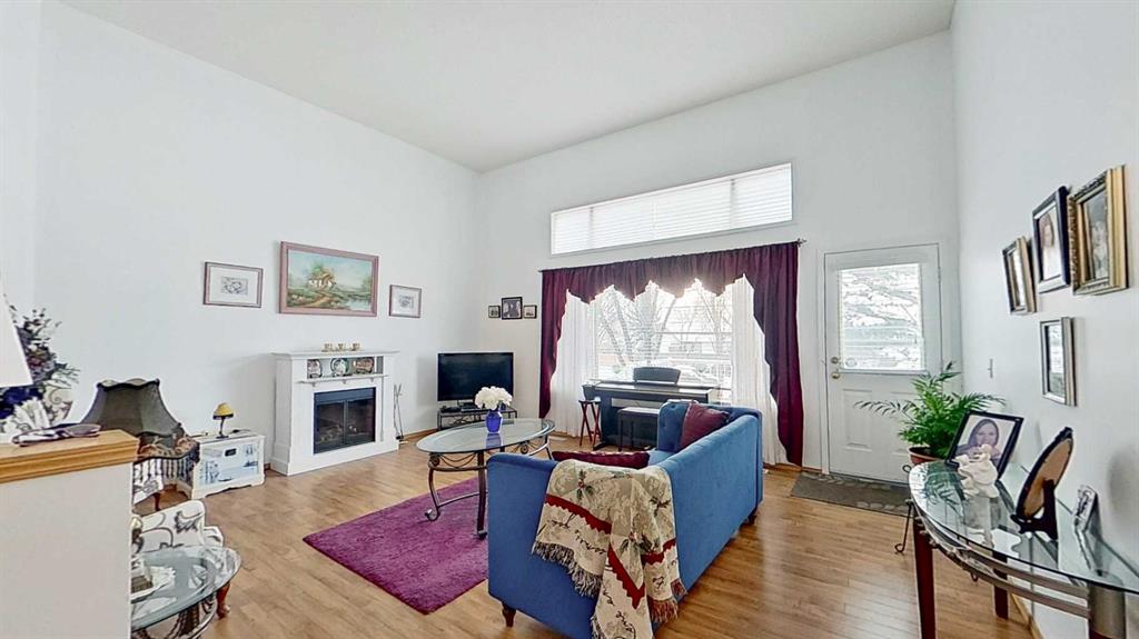 Picture for 272 Rocky Ridge Court NW