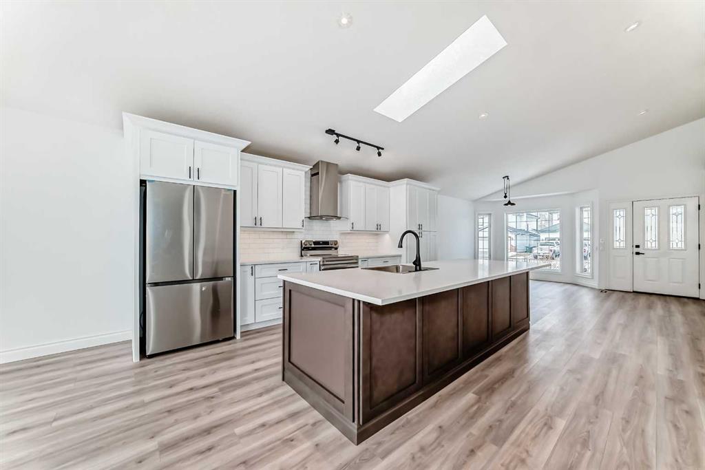 Picture for 228 Woodside Crescent NW