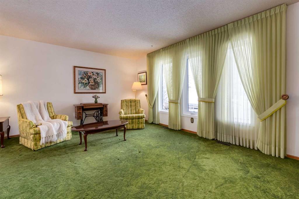 Picture for 68 Silver Ridge Court NW