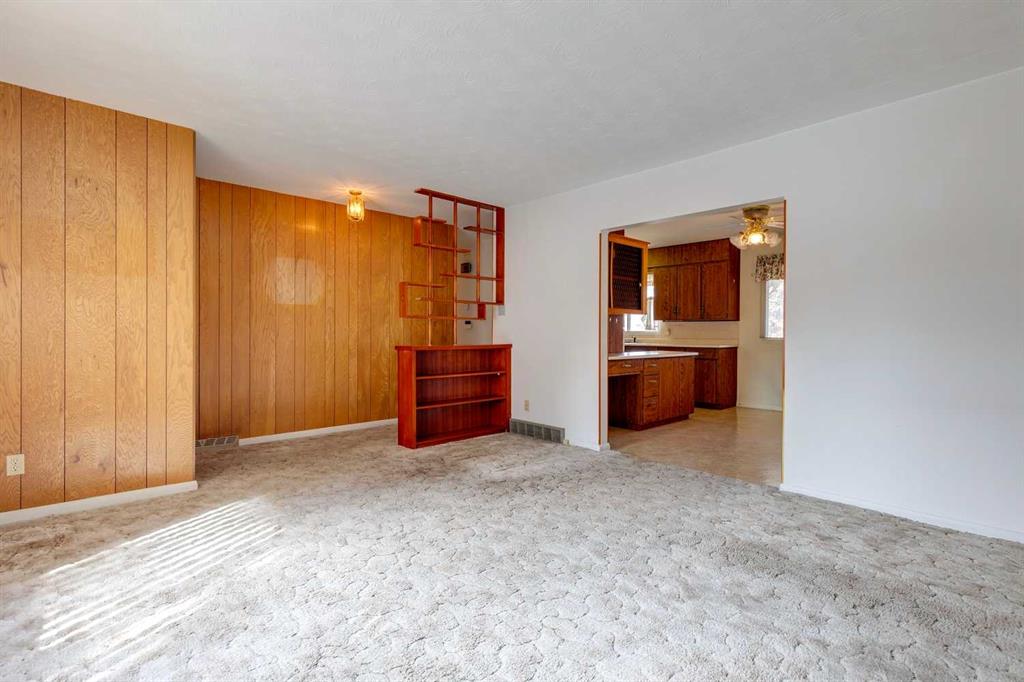 Picture for 28 Fairview Crescent SE