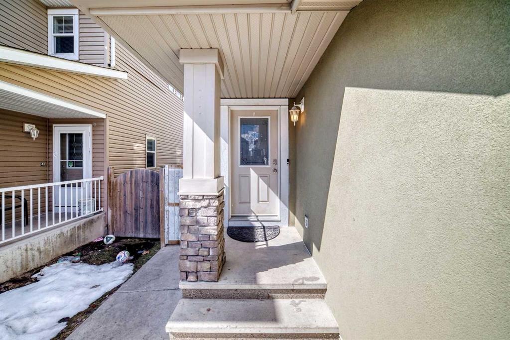 Picture for 46 Saddlecrest Gardens NE