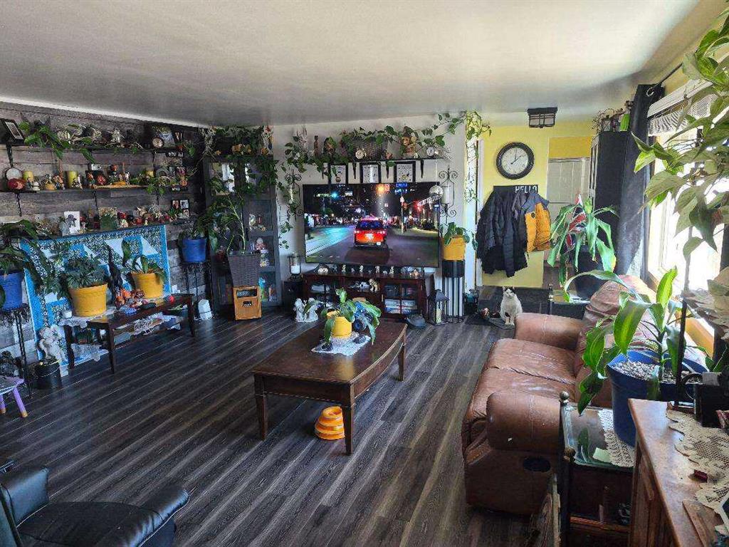 Picture for 57, 5103 61 Avenue 