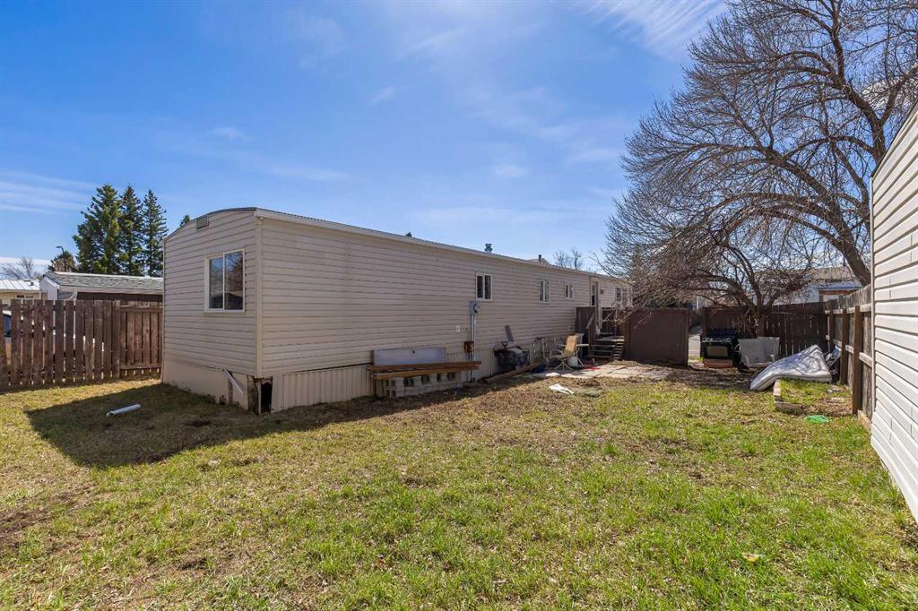 Picture for 64 Huntwell Way NE