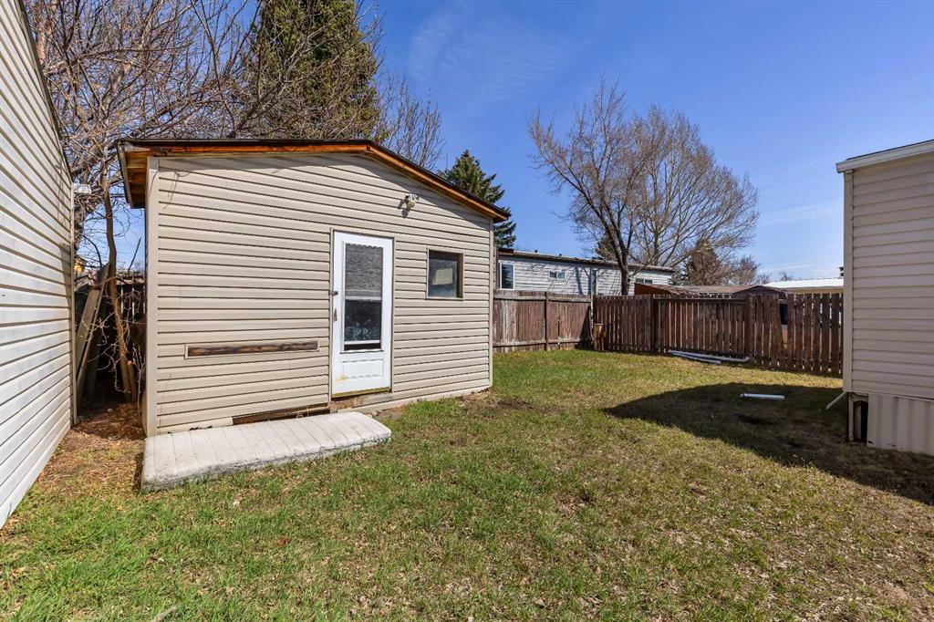 Picture for 64 Huntwell Way NE