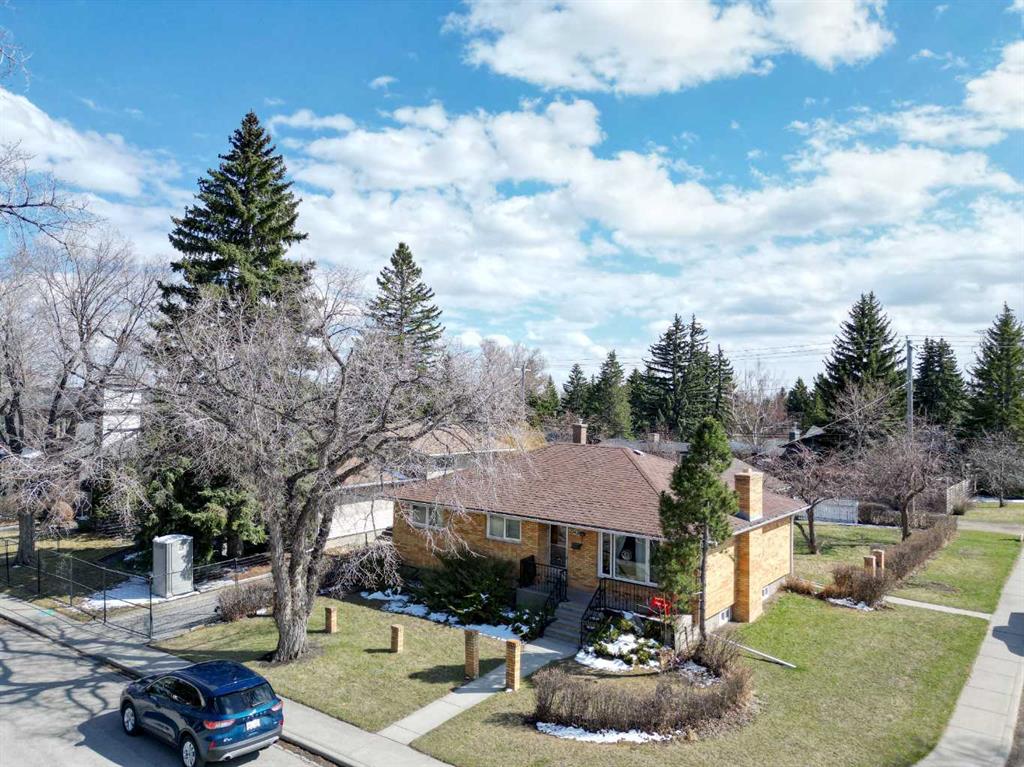 Picture for 2043 57 Avenue SW