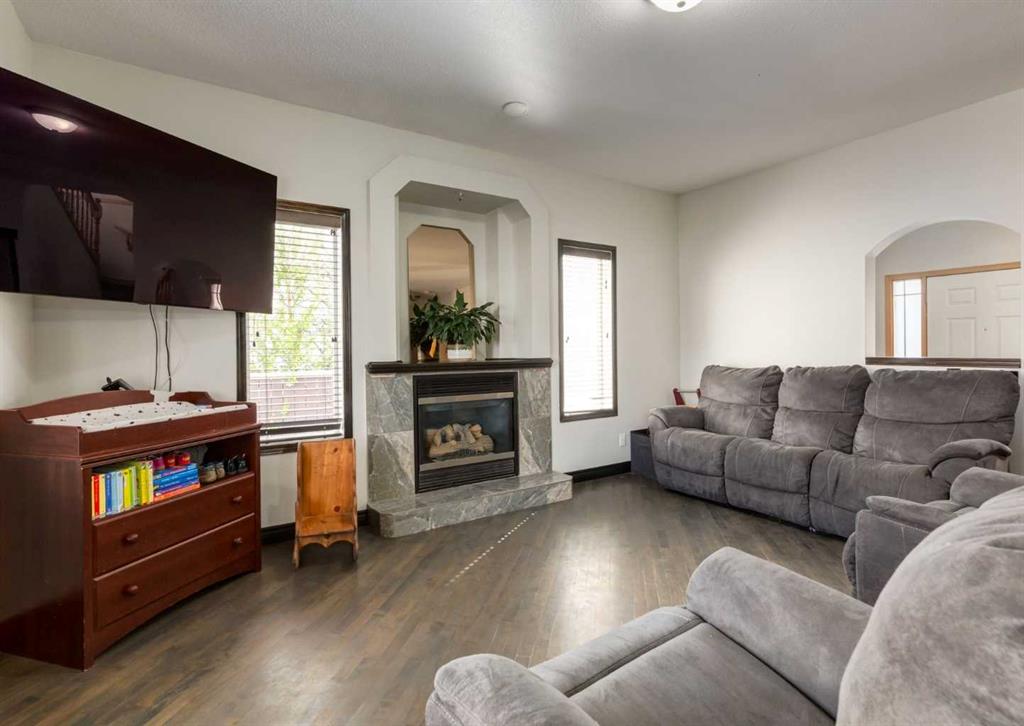 Picture for 244 Stonegate Close NW