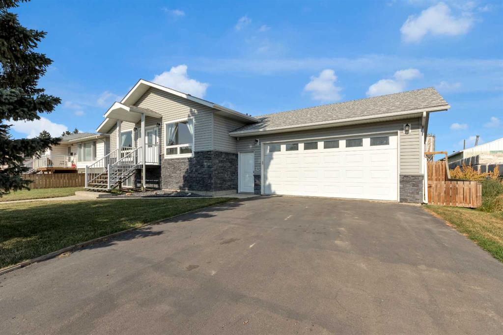 Picture for 212 3 Street N