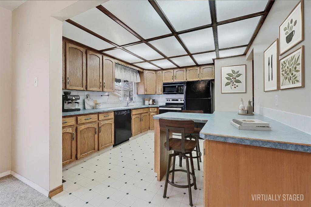 Picture for 68 West Glen Crescent SW
