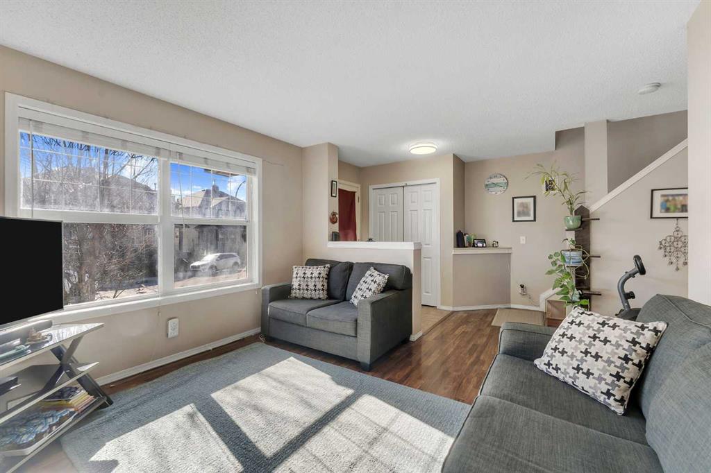 Picture for 33 Saddlebrook Common NE