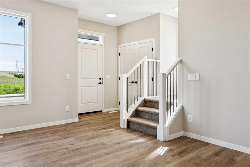 Picture for 79 Hotchkiss Way SE