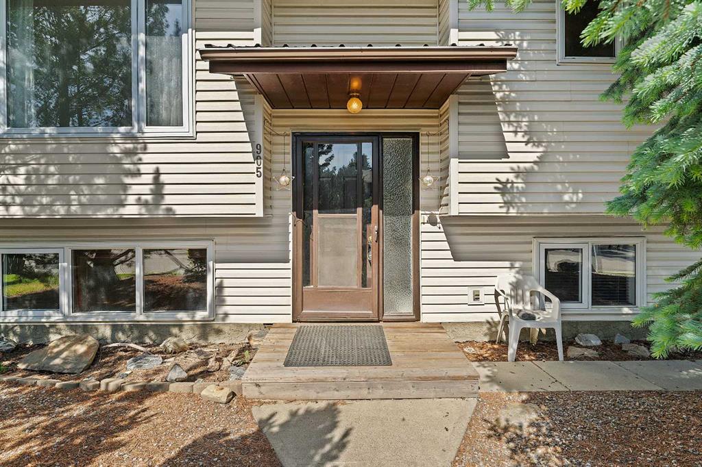 Picture for 905 6 Street SE