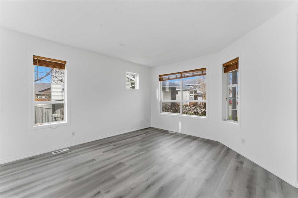 Picture for 118, 55 Fairways Drive NW