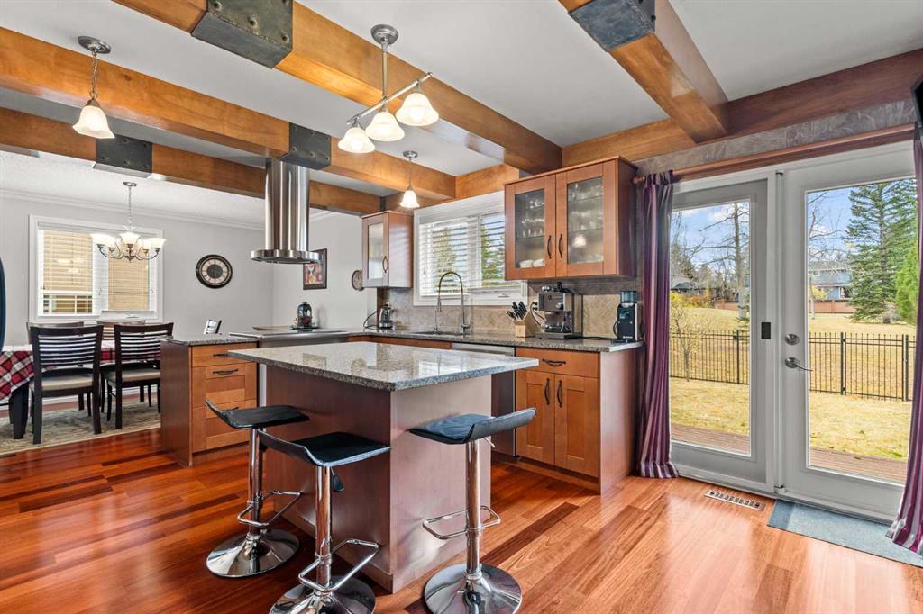 Picture for 124 Canterbury Drive SW https://www.cirrealty.ca/reb/creb/89/A2267789_10.jpg