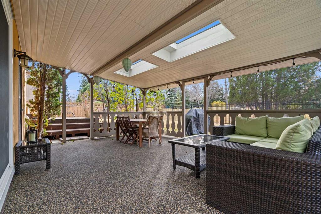 Picture for 124 Canterbury Drive SW https://www.cirrealty.ca/reb/creb/89/A2267789_21.jpg