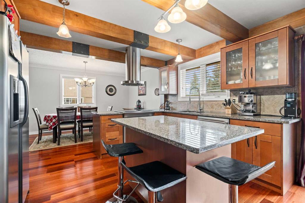 Picture for 124 Canterbury Drive SW https://www.cirrealty.ca/reb/creb/89/A2267789_9.jpg