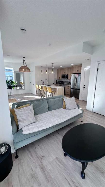 Picture for 407, 562 Seton Circle 