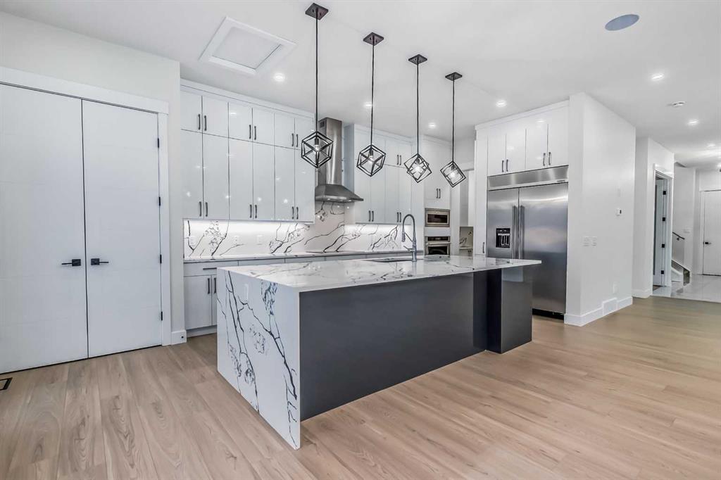 Picture for 528 30 Avenue NE