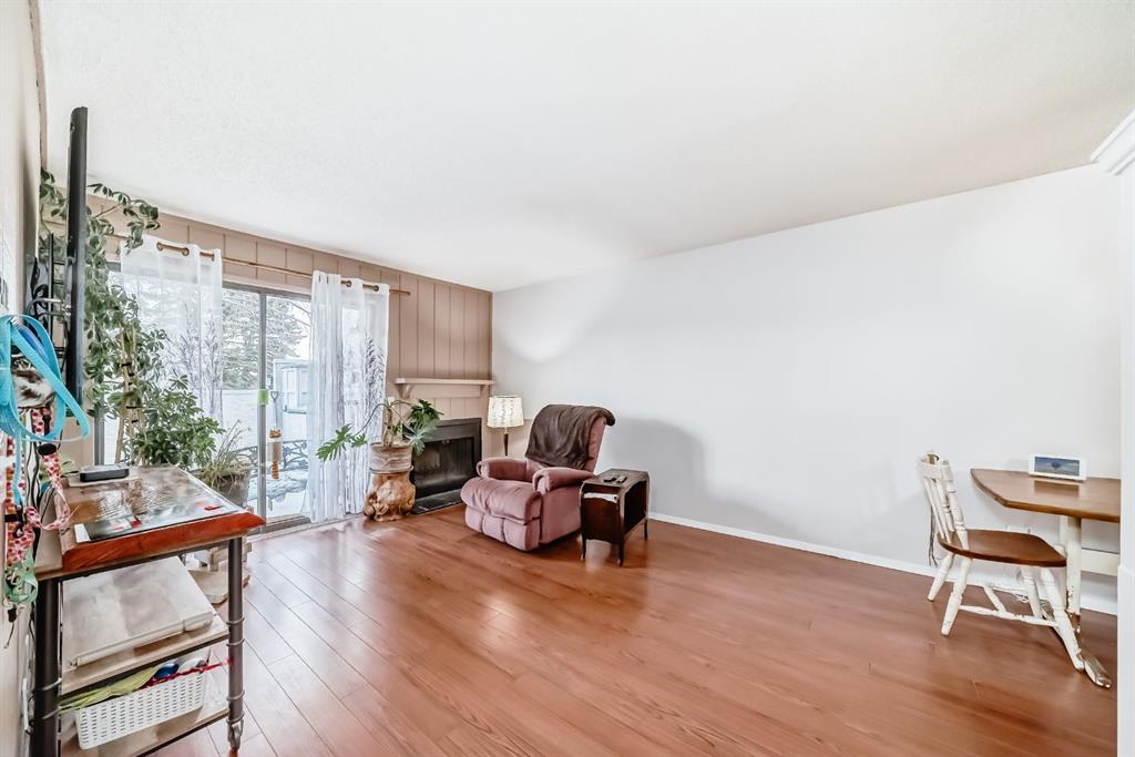 Picture for 1802, 3500 Varsity Drive NW