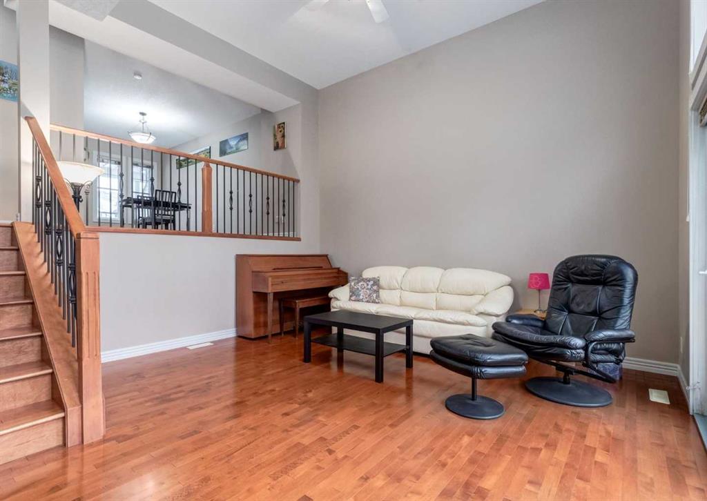 Picture for 12 Royal Oak Lane NW