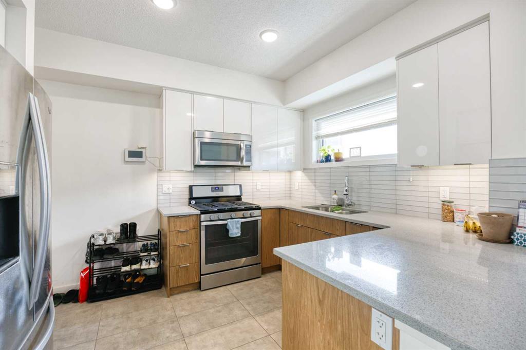 Picture for 122, 122 18 Avenue SW