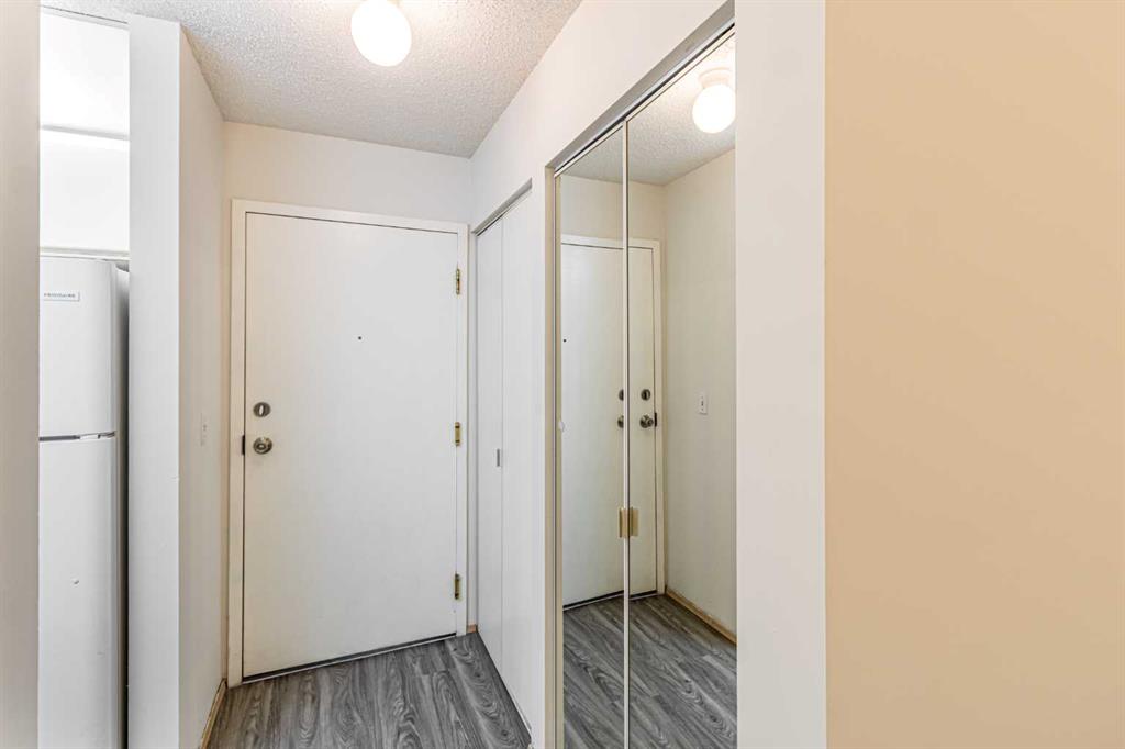 Picture for 314, 21 Dover Point SE