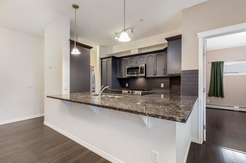 Picture for 3201, 4 Kingsland Close SE