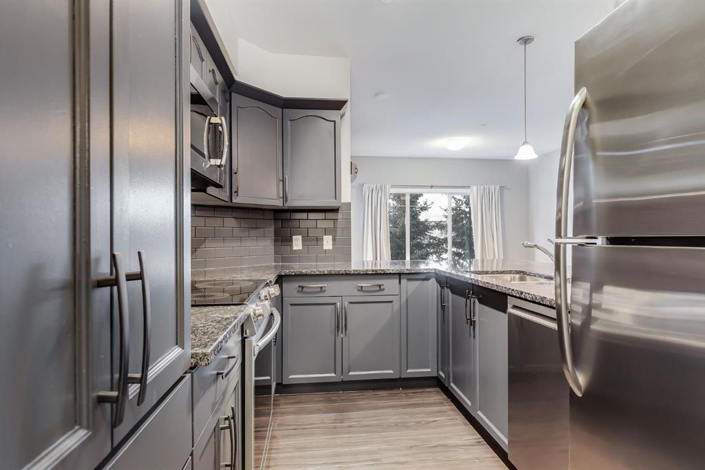 Picture for 3201, 4 Kingsland Close SE