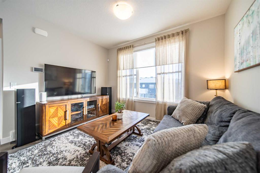 Picture for 713 Crestridge Common SW