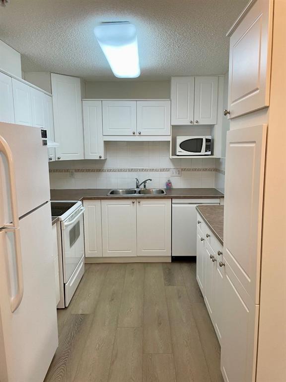 Picture for 1207, 928 Arbour Lake Road NW