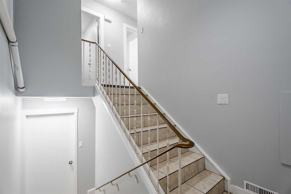 Picture for 424 Sabrina Road SW