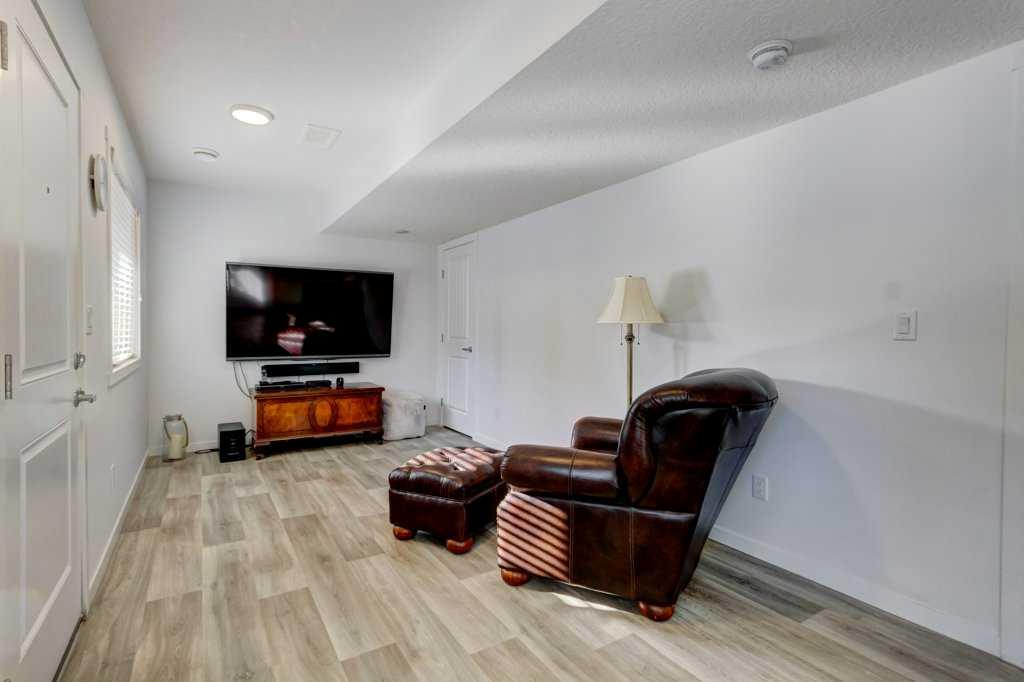 Picture for 444 Legacy Point SE