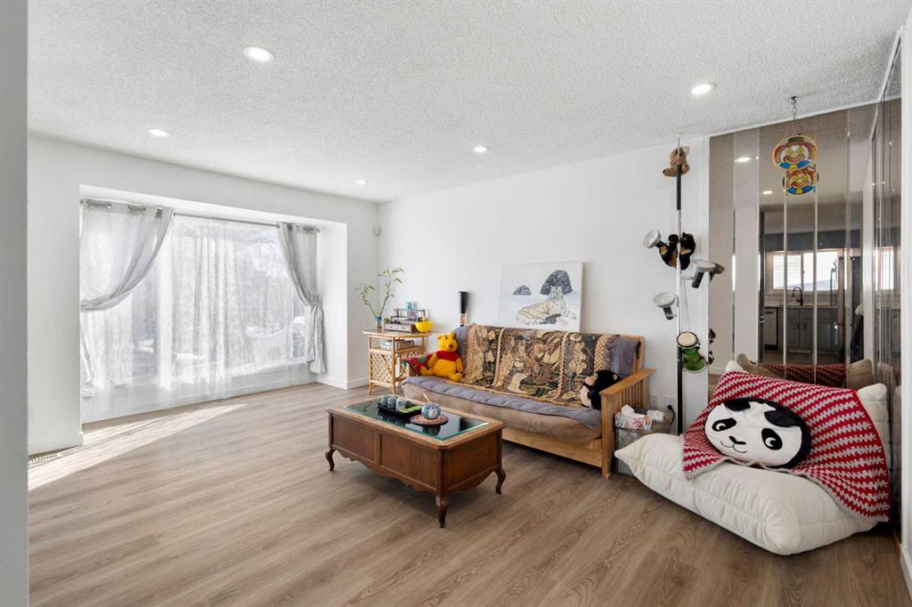 Picture for 95 Beddington Way NE