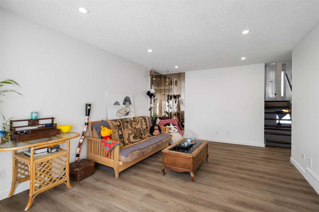 Picture for 95 Beddington Way NE