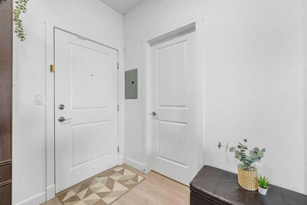 Picture for 6608, 11811 Lake Fraser Drive SE