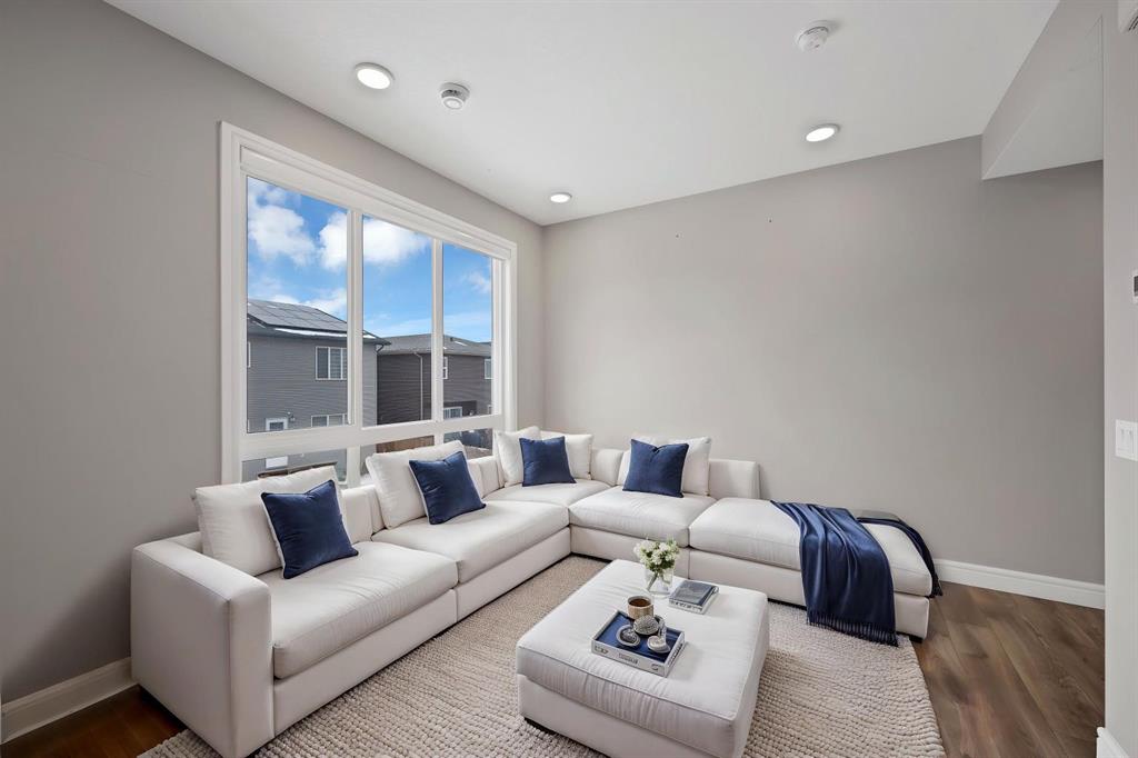 Picture for 202, 10060 46 Street NE