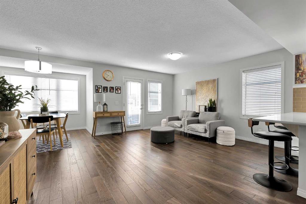 Picture for 74 Cityscape Court NE