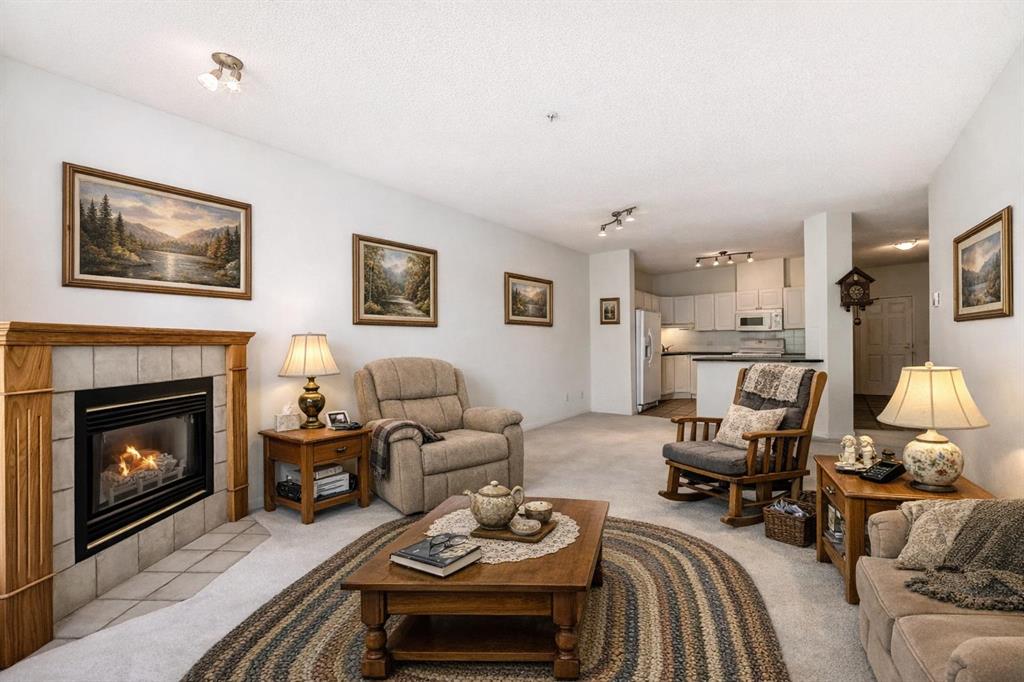 Picture for 334, 5201 Dalhousie Drive NW