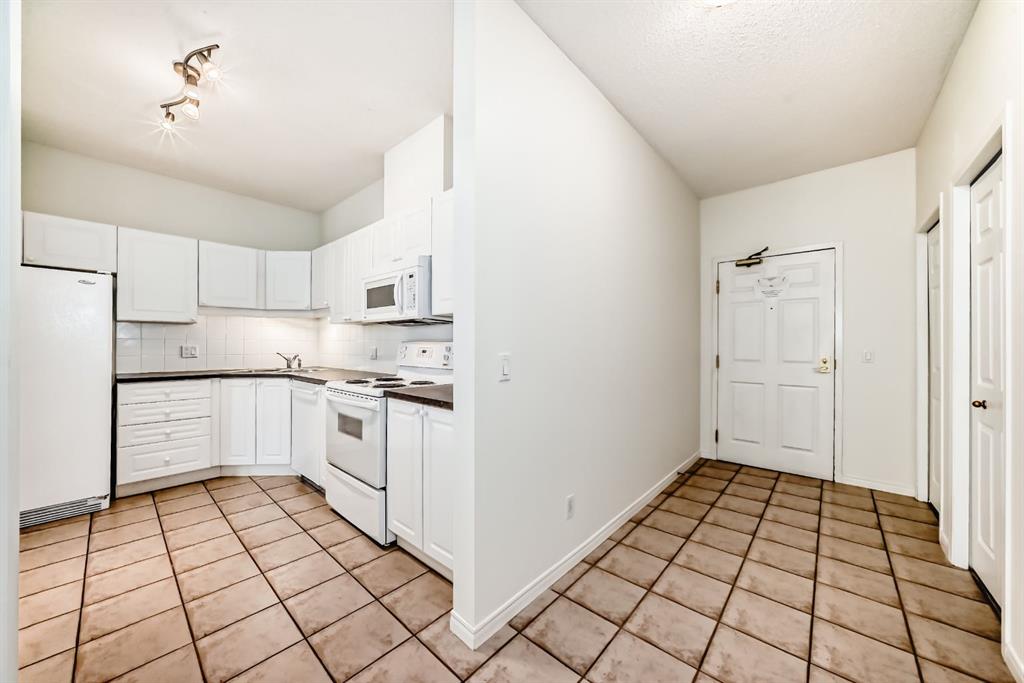 Picture for 334, 5201 Dalhousie Drive NW