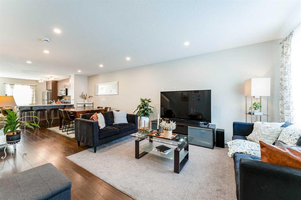 Picture for 1732, 7451 Falconridge Boulevard NE