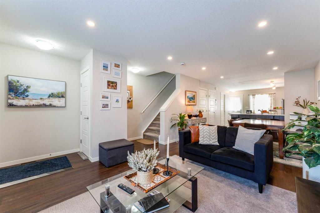 Picture for 1732, 7451 Falconridge Boulevard NE