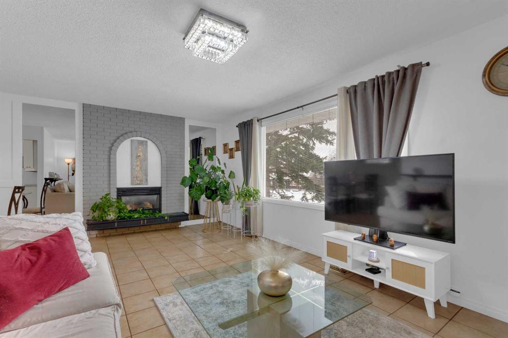 Picture for 60 Dalhurst Way NW