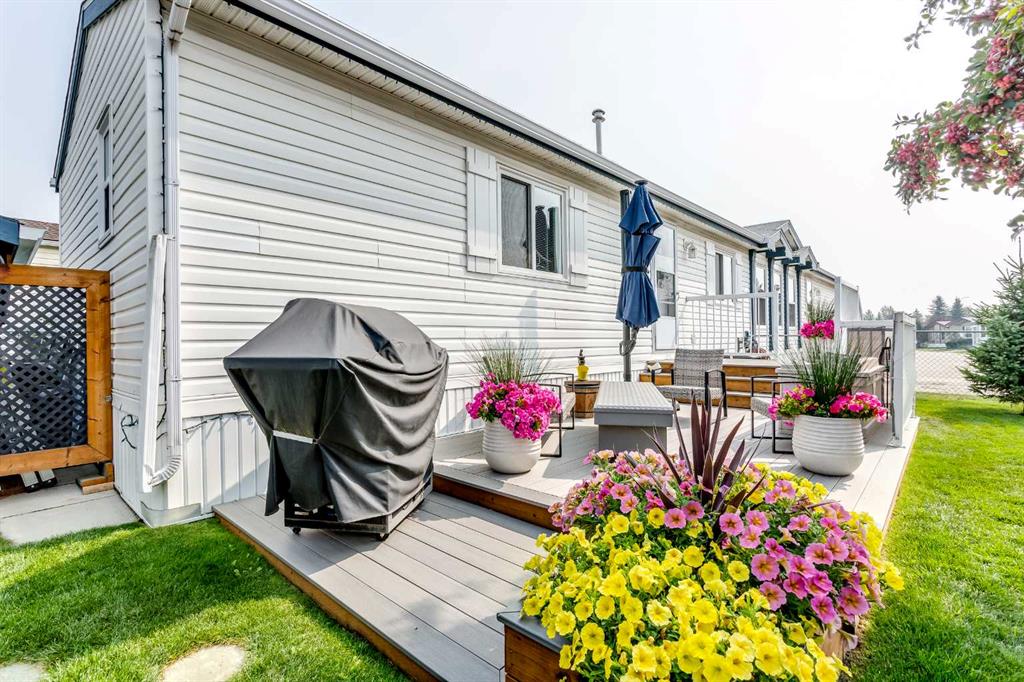 Picture for 287, 99 Arbour Lake Road NW