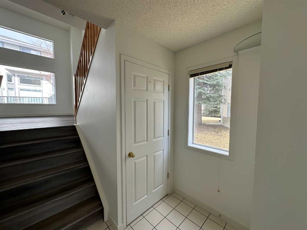 Picture for 52 Kingsland Court SW