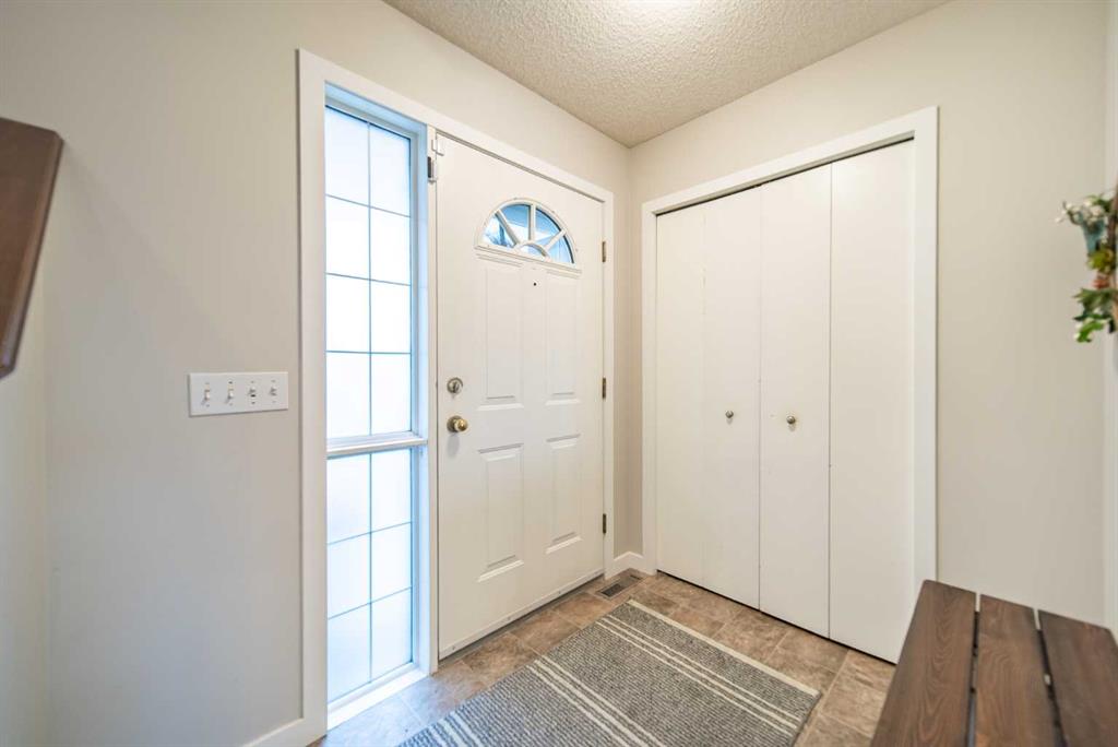 Picture for 17 Hidden Close NW