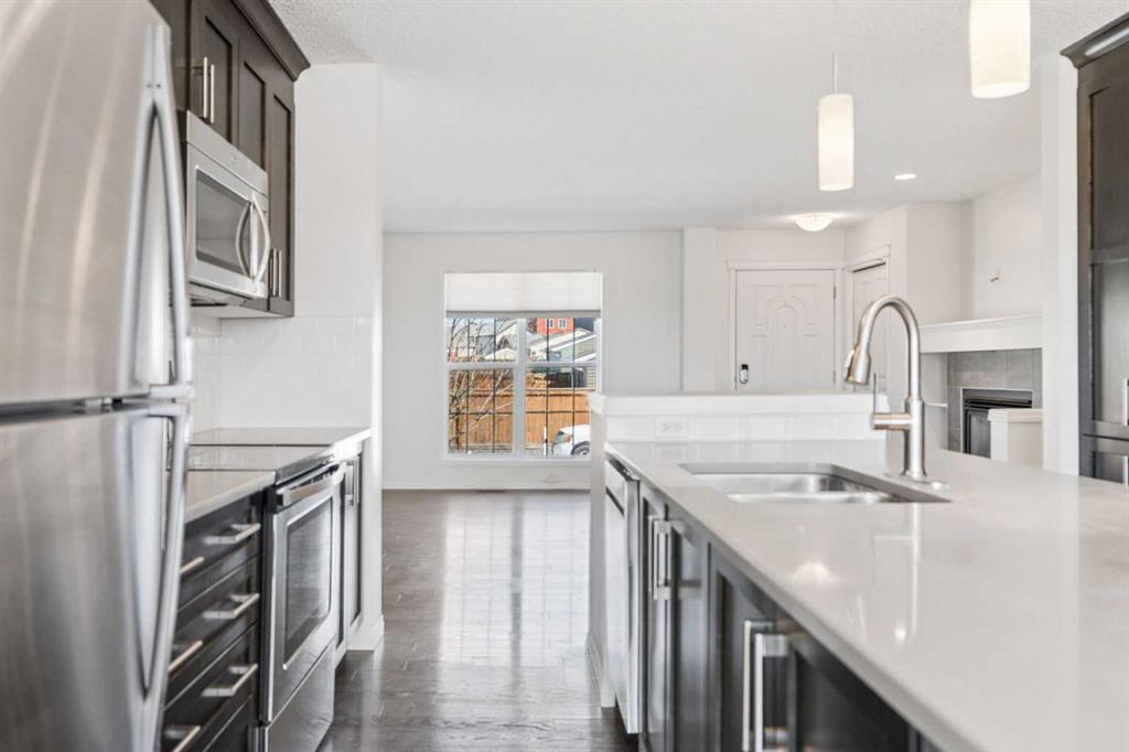 Picture for 378 Cranford Park SE