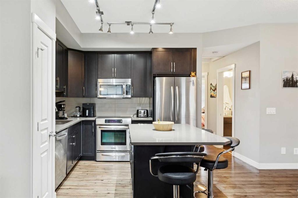 Picture for 1127 McKenzie Towne Row SE