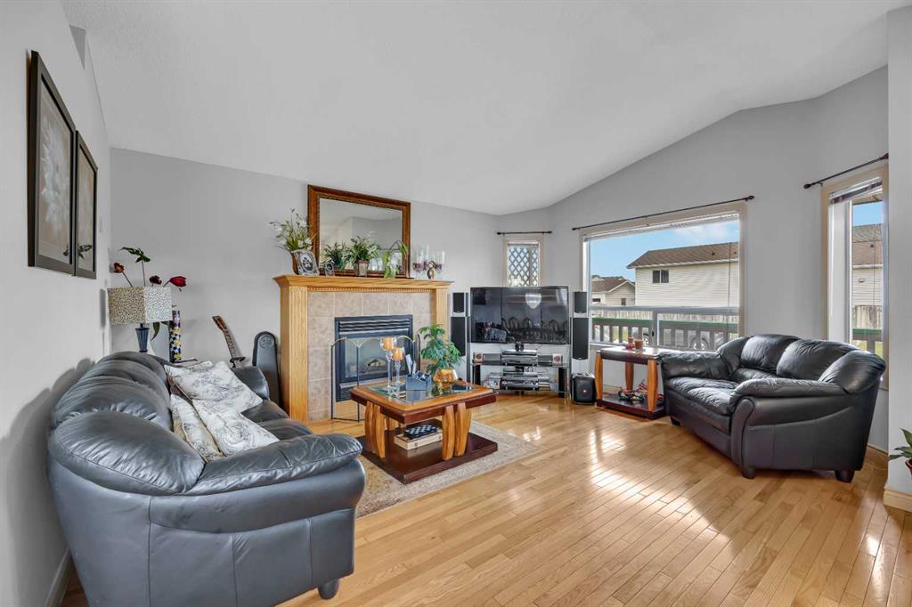 Picture for 189 Applemead Close SE